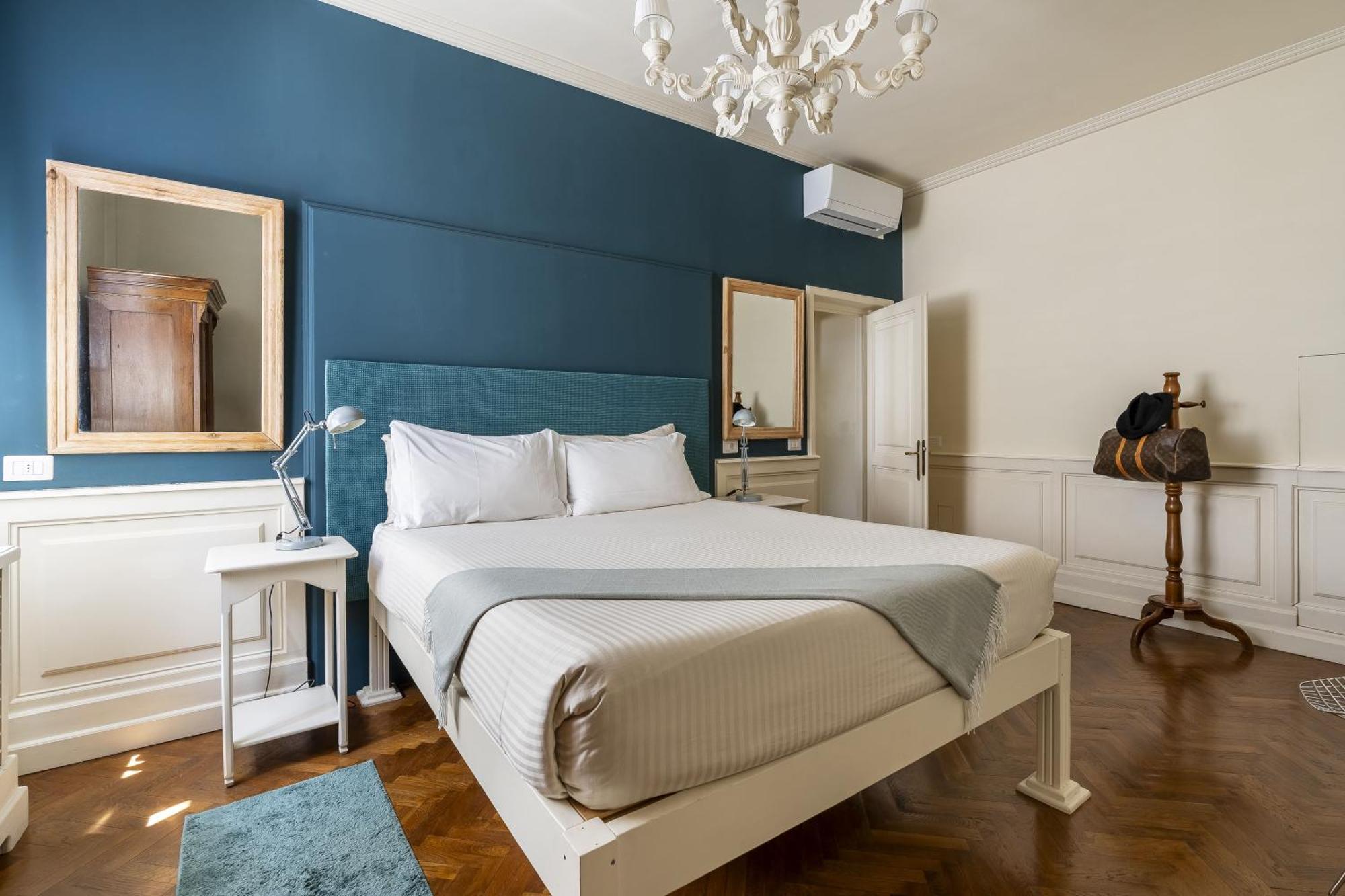 Old Bridge Apartment Florence